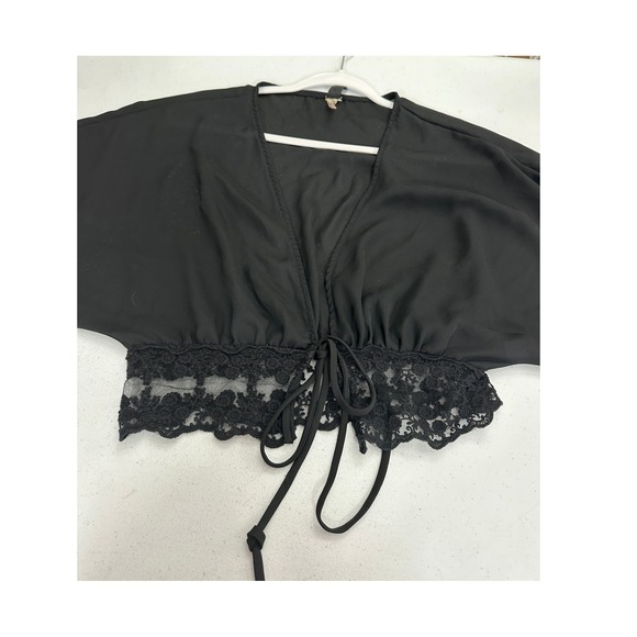 Womens‎ Whimsigoth Sheer Kimono Top Size M Black Lace Trim Witchy Romantic Crop - Picture 5 of 7